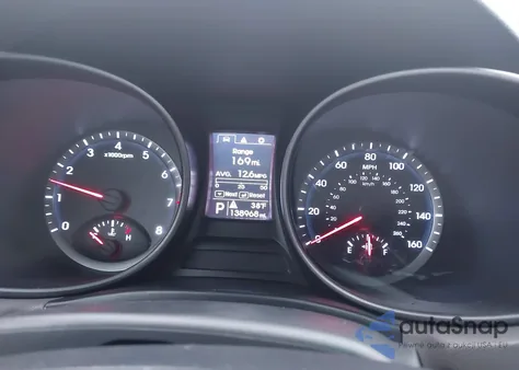 2016 Hyundai Santa Fe Sport 2.4L z USA, uszkodzony, nr VIN 5XYZTDLB6GG349171